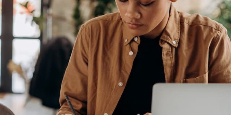 pexels-mikhail-nilov-6893825-2